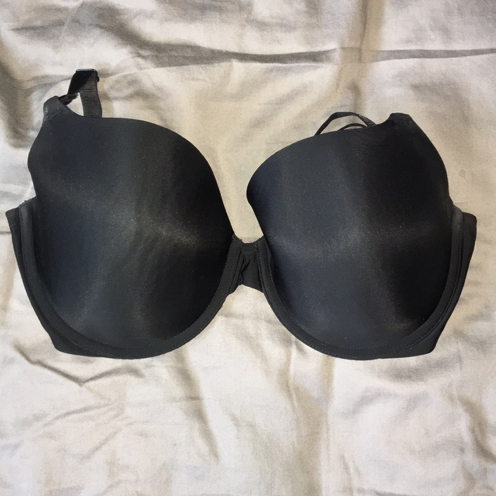 38DD VS Black Bra